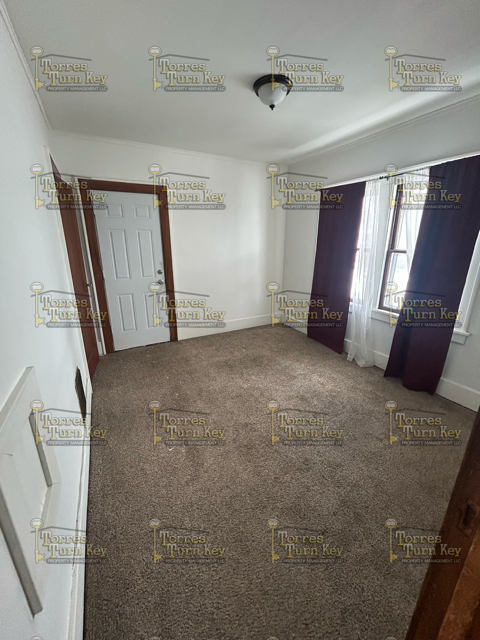 1405 Culver Road - Up