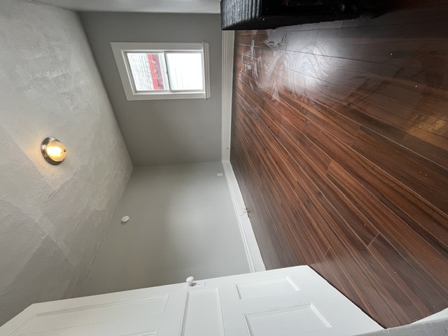 1560 East Main Street - 2